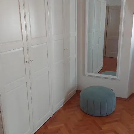 Port On Riva With Parking And Sea View Appartement Makarska