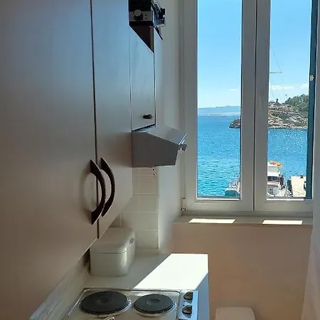 Appartement Port On Riva With Parking And Sea View Makarska