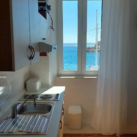 Port On Riva With Parking And Sea View Makarska