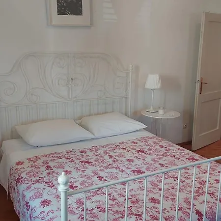 Appartement Port On Riva With Parking And Sea View *